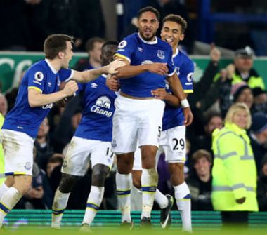 Everton - Arsenal: Đau tim phút bù giờ